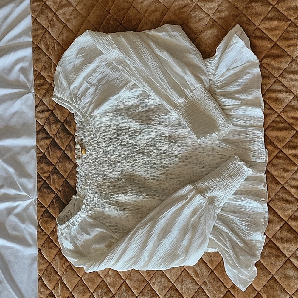 Women's darling white shirt